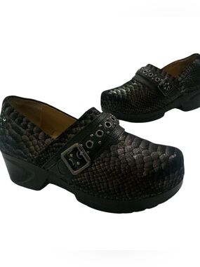 NURSE MATES Chelsea Iridescent Snakeskin Print Studded Clog